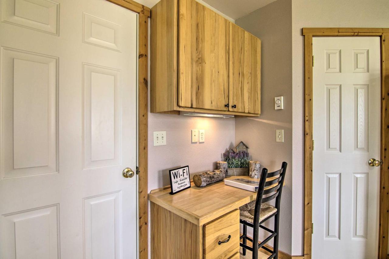 Airy Emigrant Townhome With Sweeping Mtn Views! 外观 照片