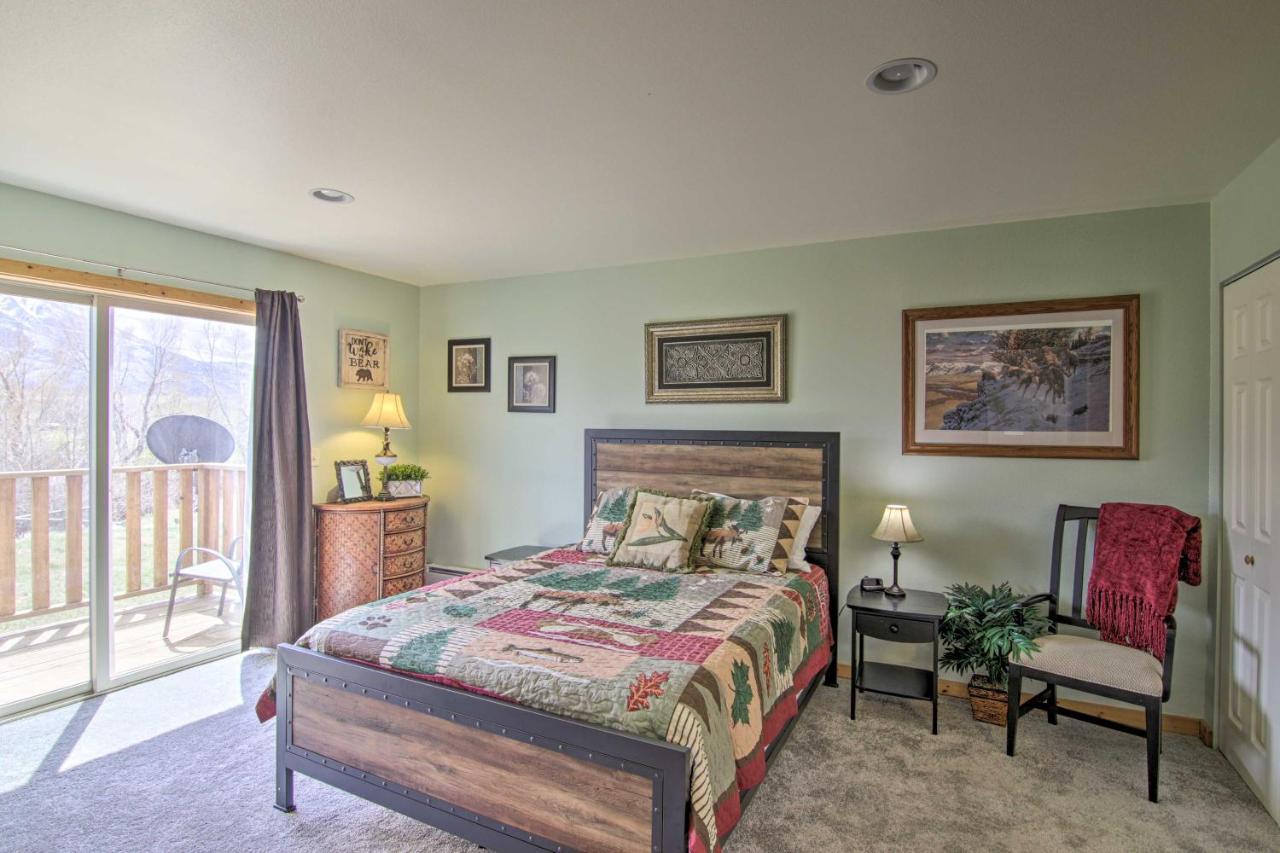 Airy Emigrant Townhome With Sweeping Mtn Views! 外观 照片