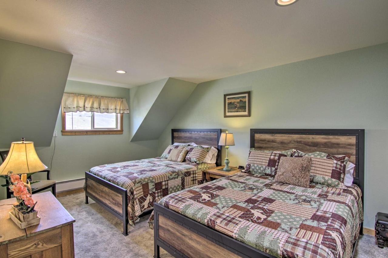 Airy Emigrant Townhome With Sweeping Mtn Views! 外观 照片