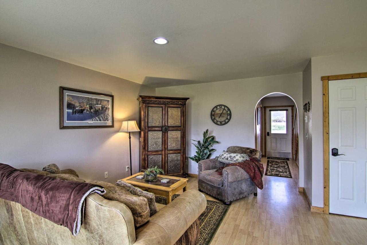 Airy Emigrant Townhome With Sweeping Mtn Views! 外观 照片